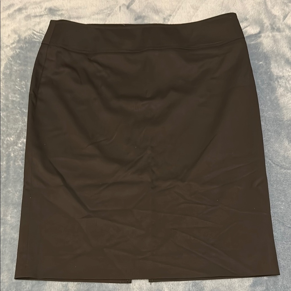 Gucci Classic Black knee length pencil  Skirt Italian 42